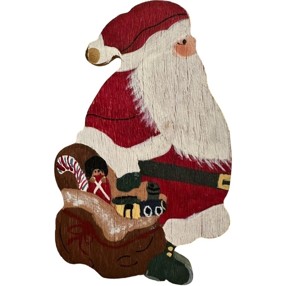 Vintage Santa Claus in Red Suit Christmas Brooch / Pin. Handmade / Hand Painted